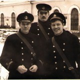 Н. Абрамов, Г. Тищенко, А. Барышев около столовой... (фото Алексея Барышева ЭМО - 75)