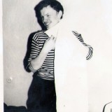 Нужно привести себя в порядок после дежурства на камбузе... А. Барышев
